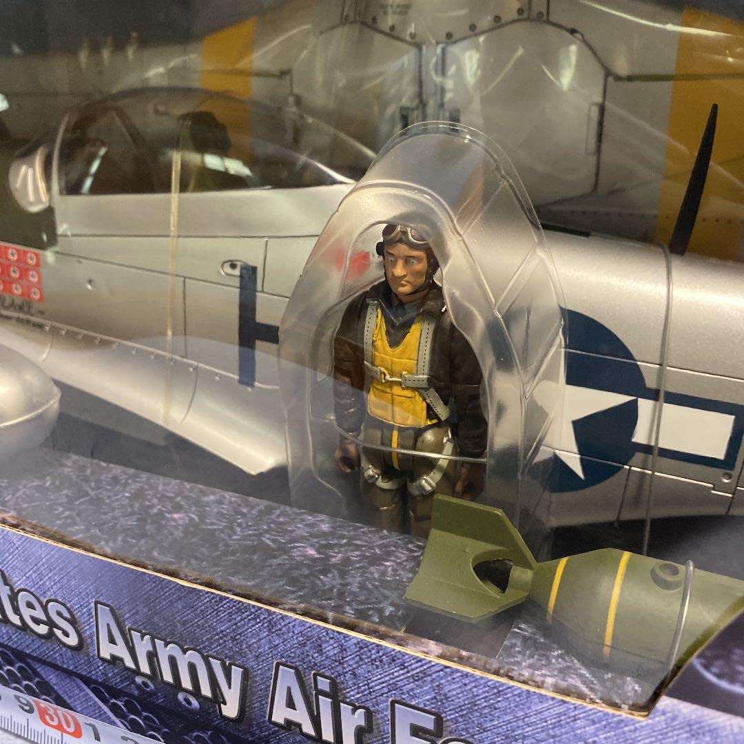 Amazon | 1/18 P-51D マスタング 巨大飛行機模型 | プラモデル 通販